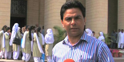 Dunya News reporter survives gun attack